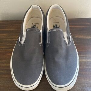 Men’s VANS slip ons